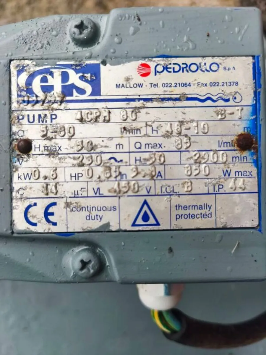two water pump stations - Image 4