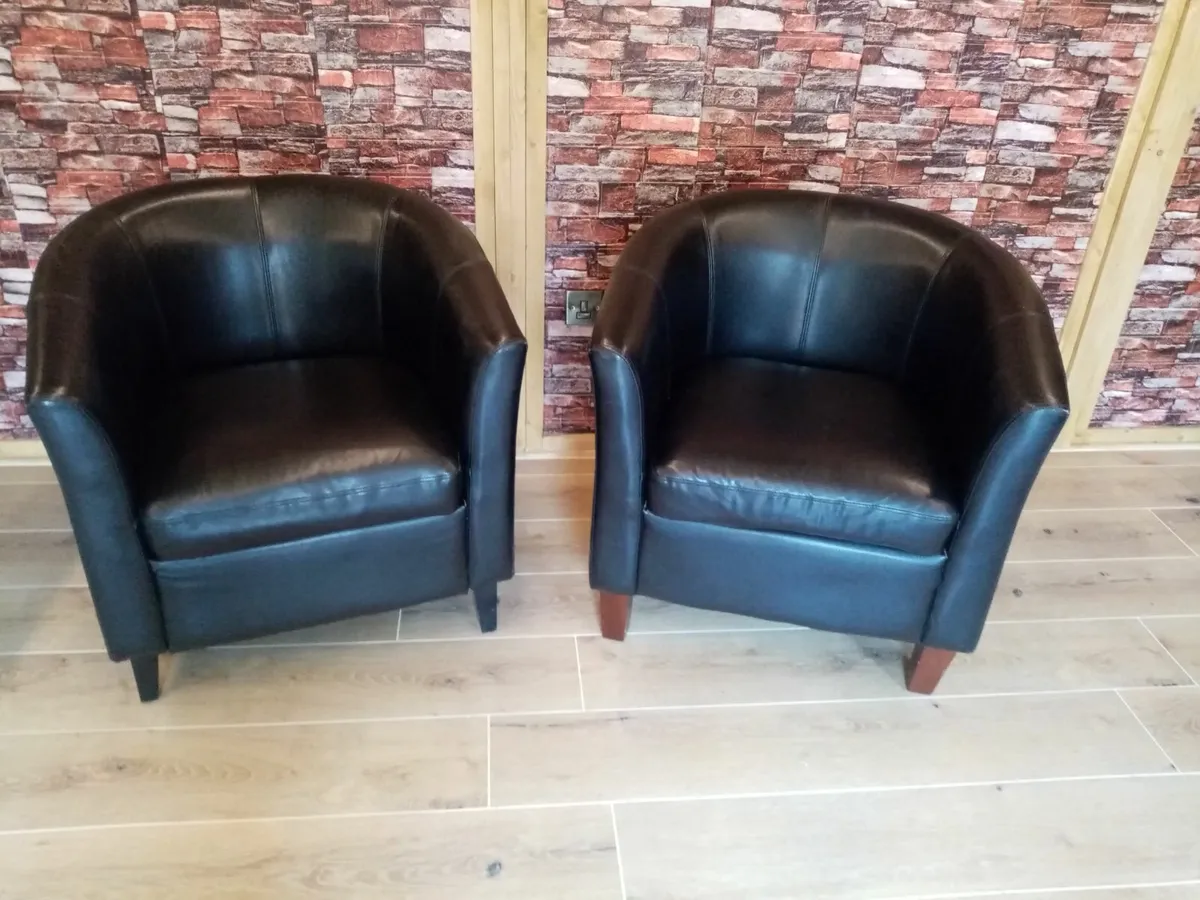 2 Tub Chairs - Image 1