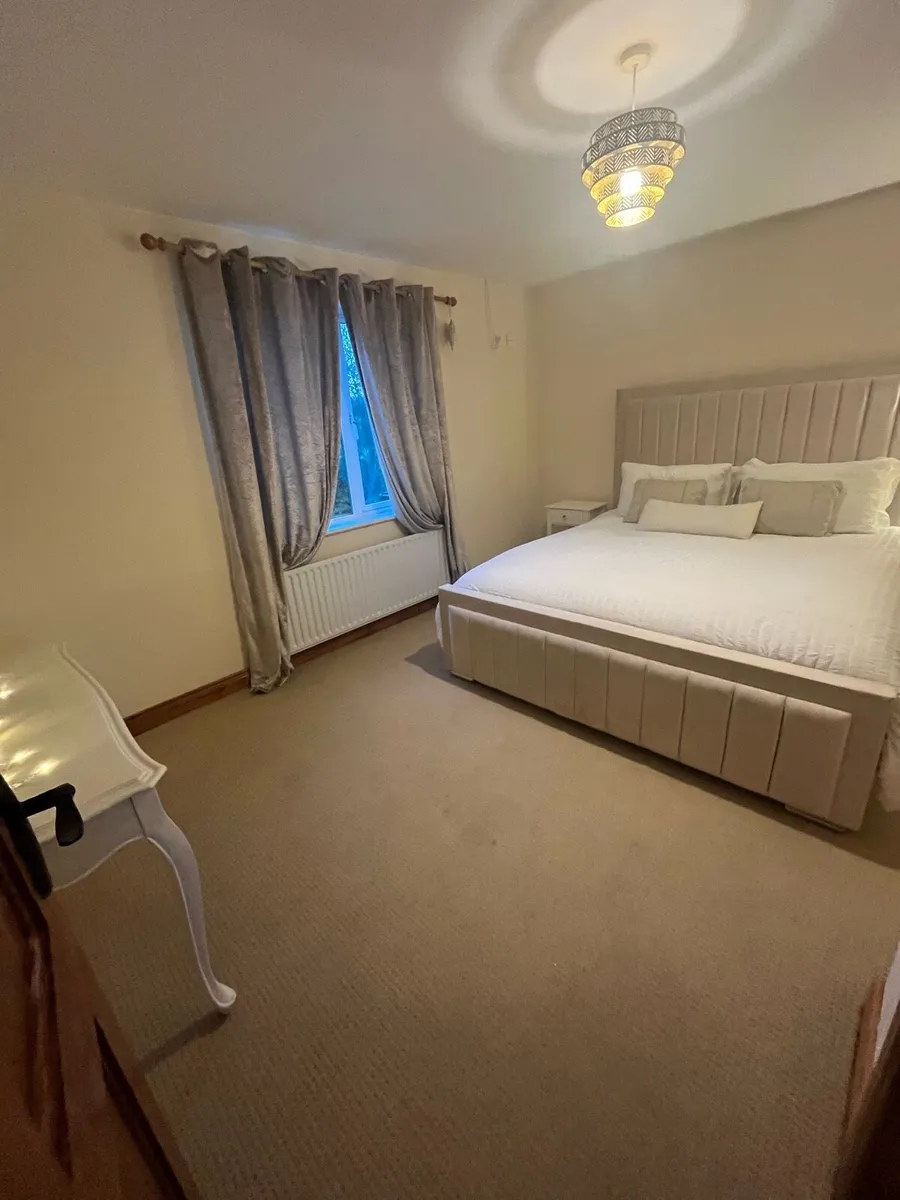 Superking bed - Image 1