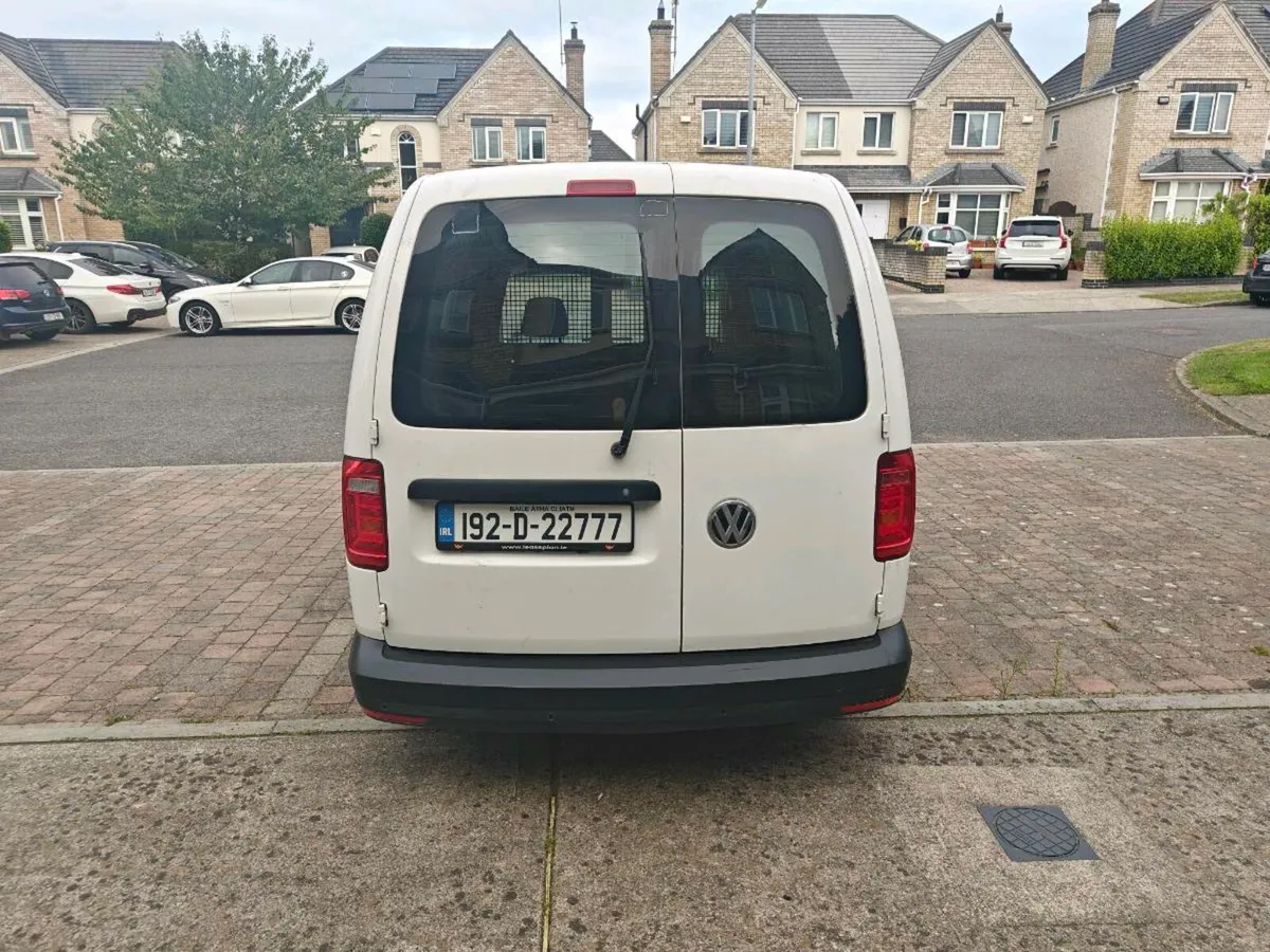 LOW MILEAGE 192 VW Caddy Maxi - Image 3