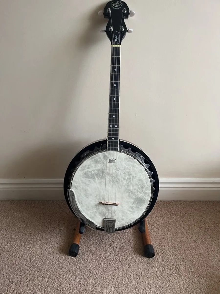 Tenor Banjo - Image 1