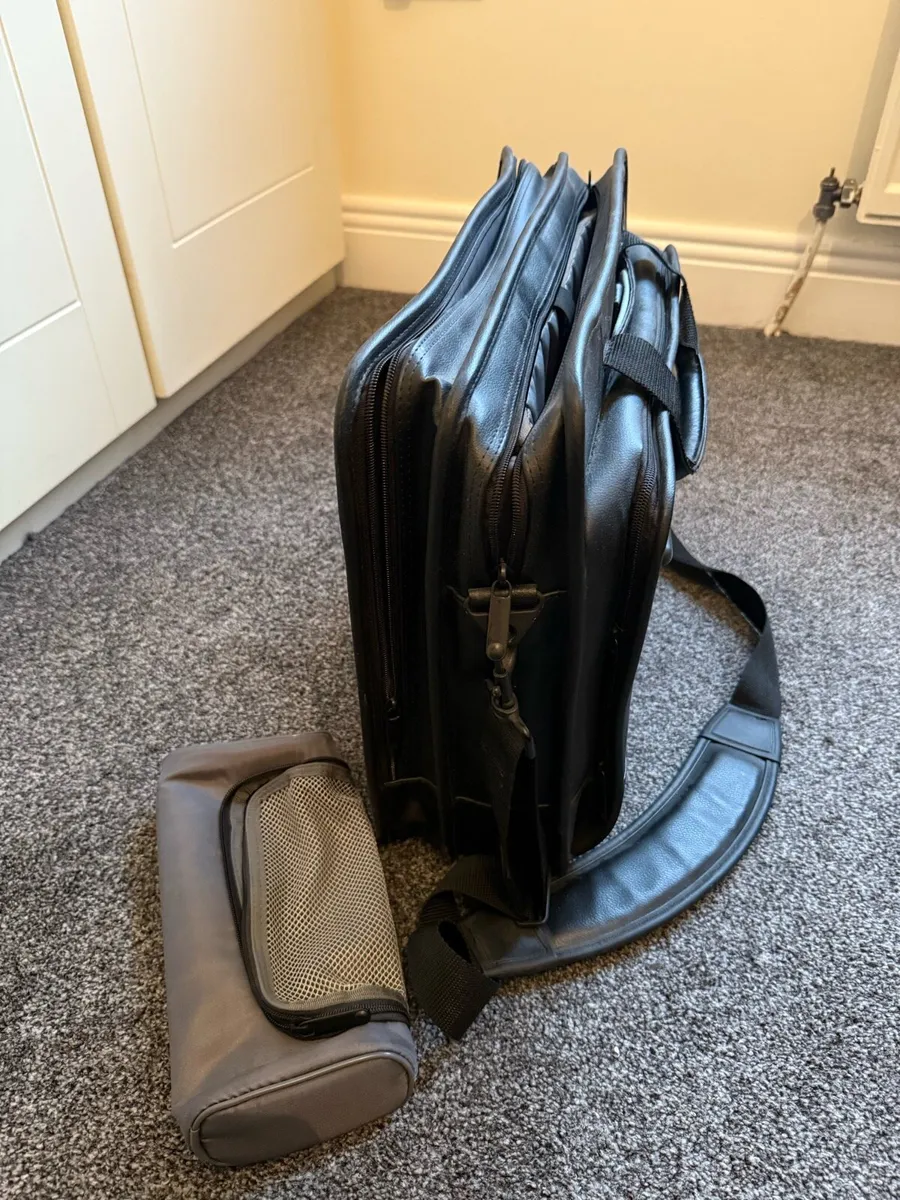 Lenovo thinkpad messenger leather bag - Image 2