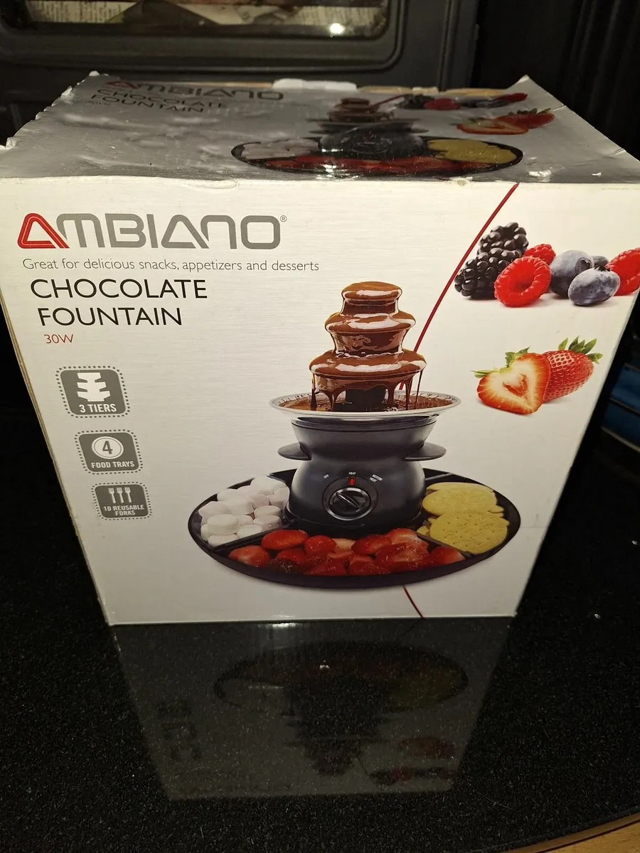 Chocolate fountain