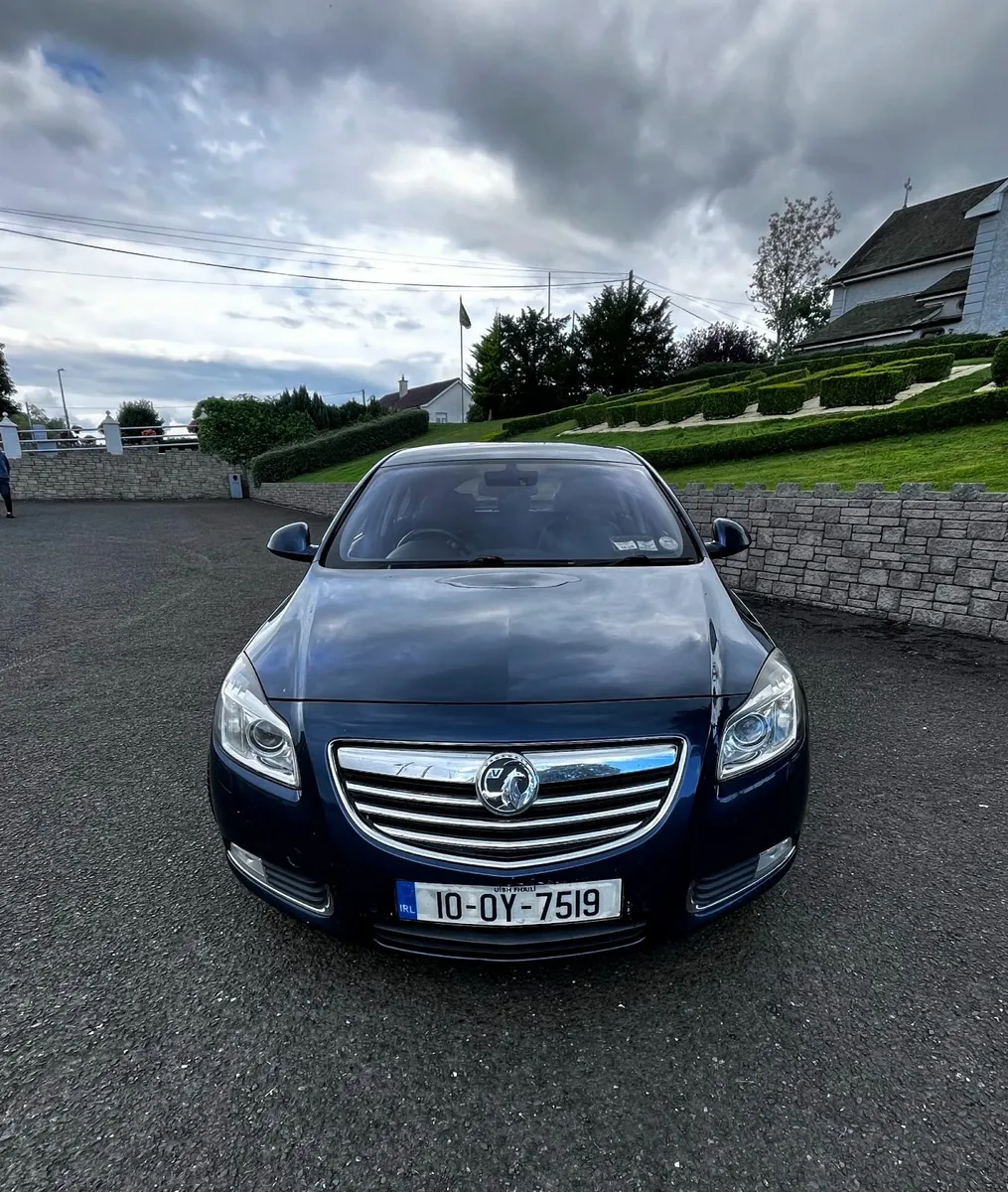 Vauxhall Insignia 2010 - Image 4
