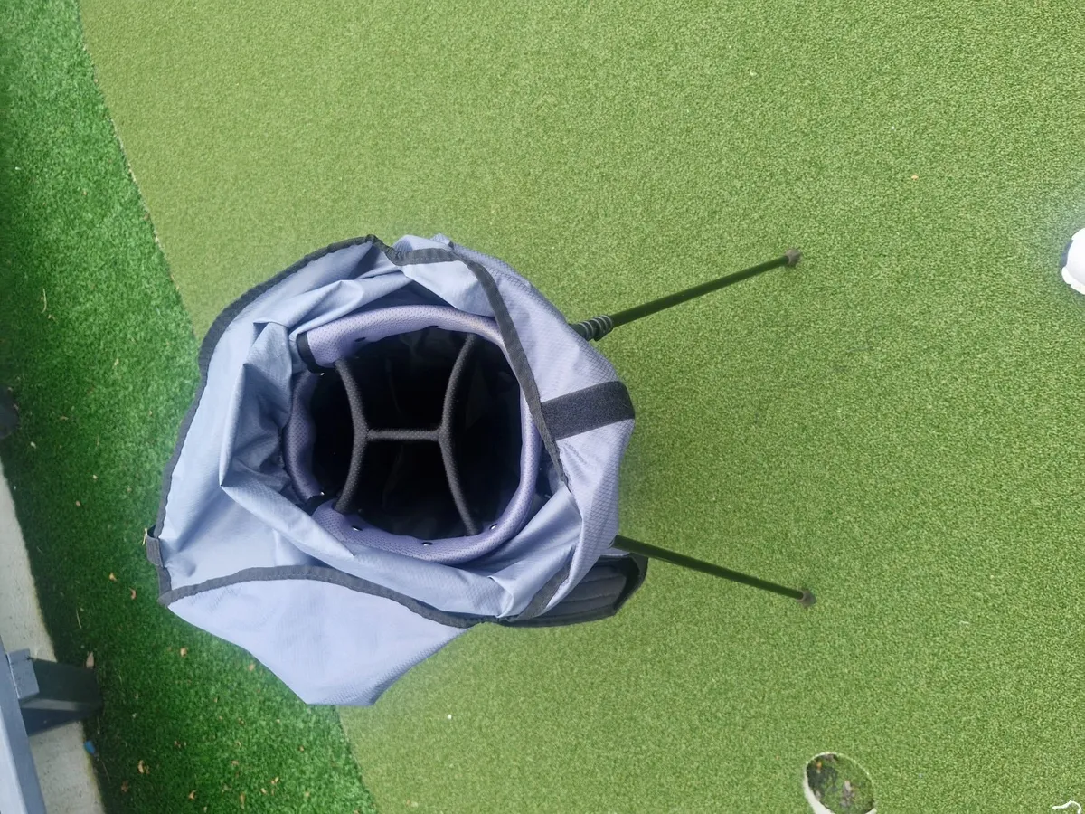 Titleist stand Bag - Image 2