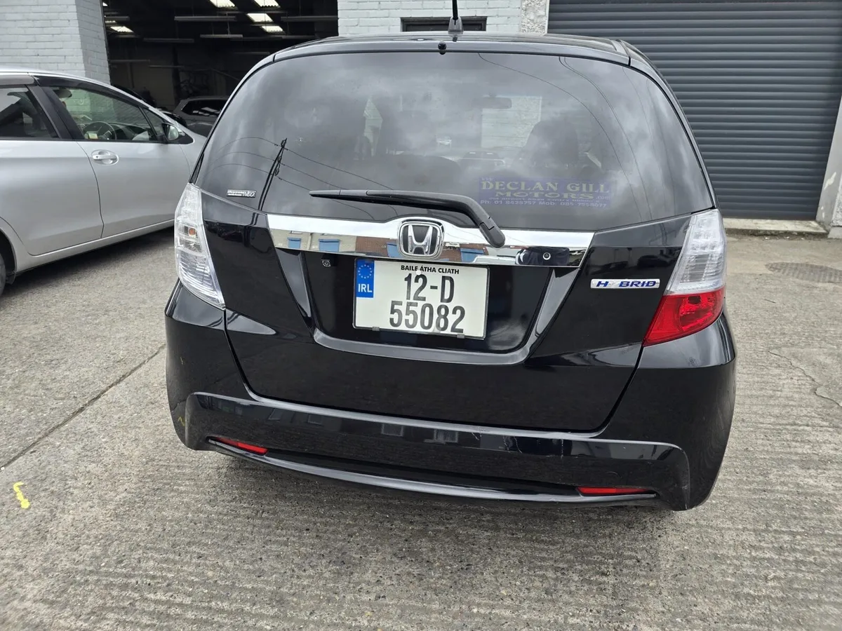 12 honda Fit Automatic Hybrid  auto stop Nct & Tax - Image 4