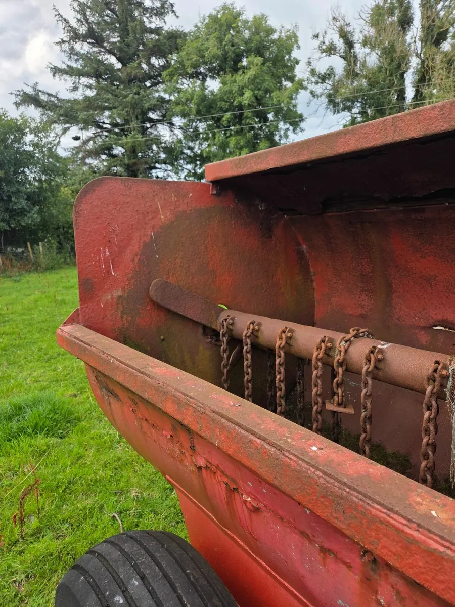 Manure Spreader - Image 4