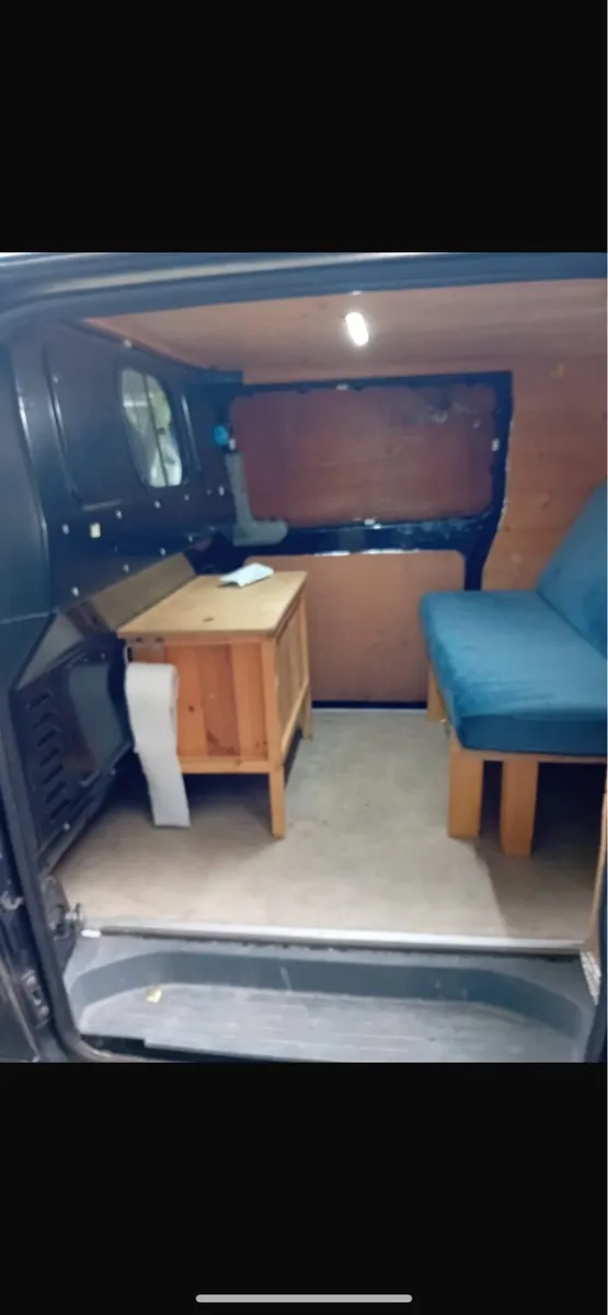 Camper van - Image 1