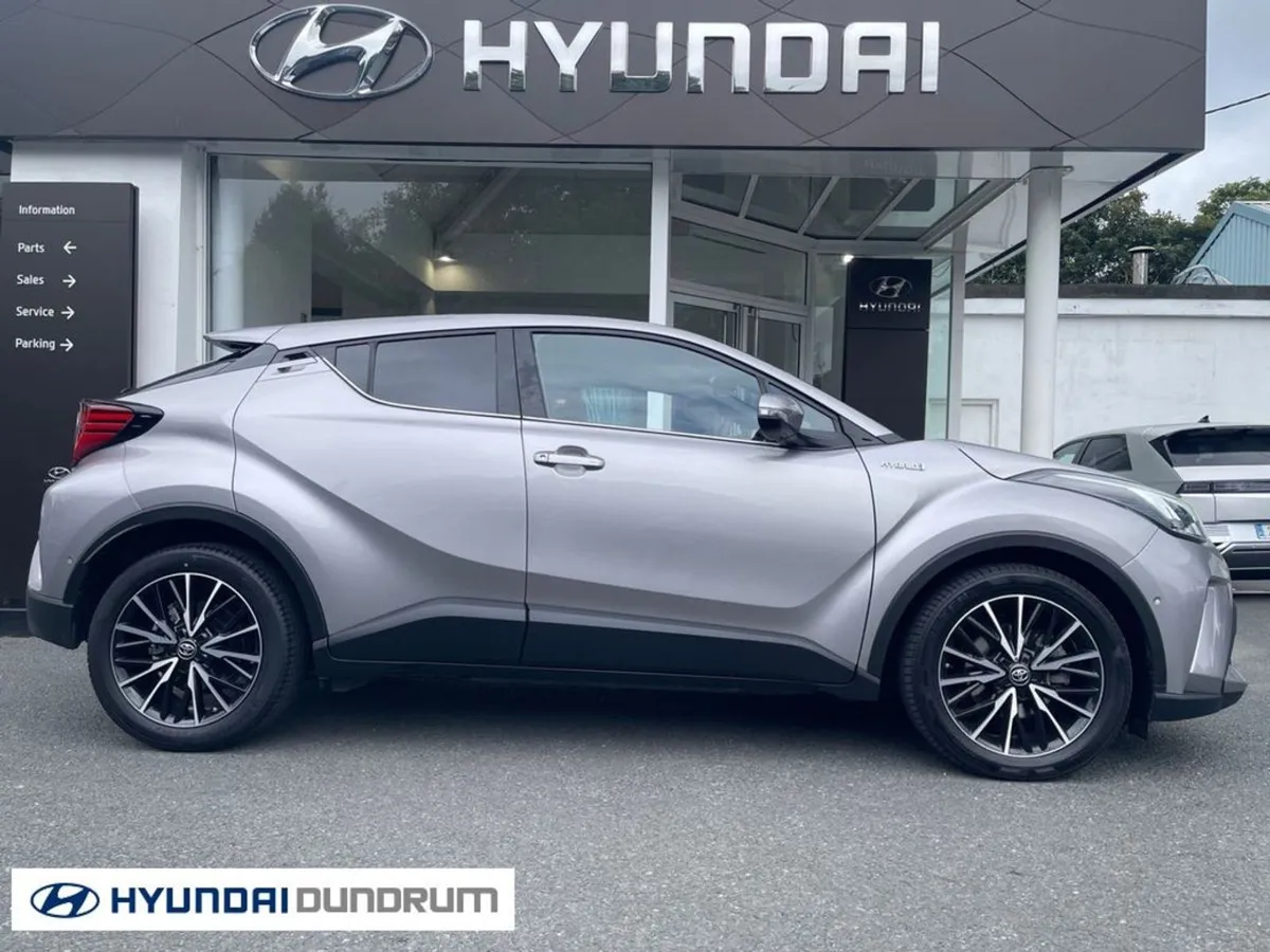 Toyota C-HR 1.8 Hybrid SOL 4DR Auto - Image 3