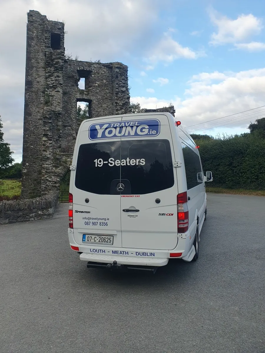 Mercedes-Benz Sprinter 515 cdi 18 seats plus drive - Image 1