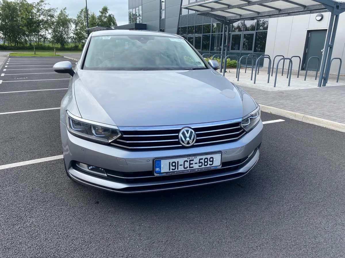 VW Passat - Image 4