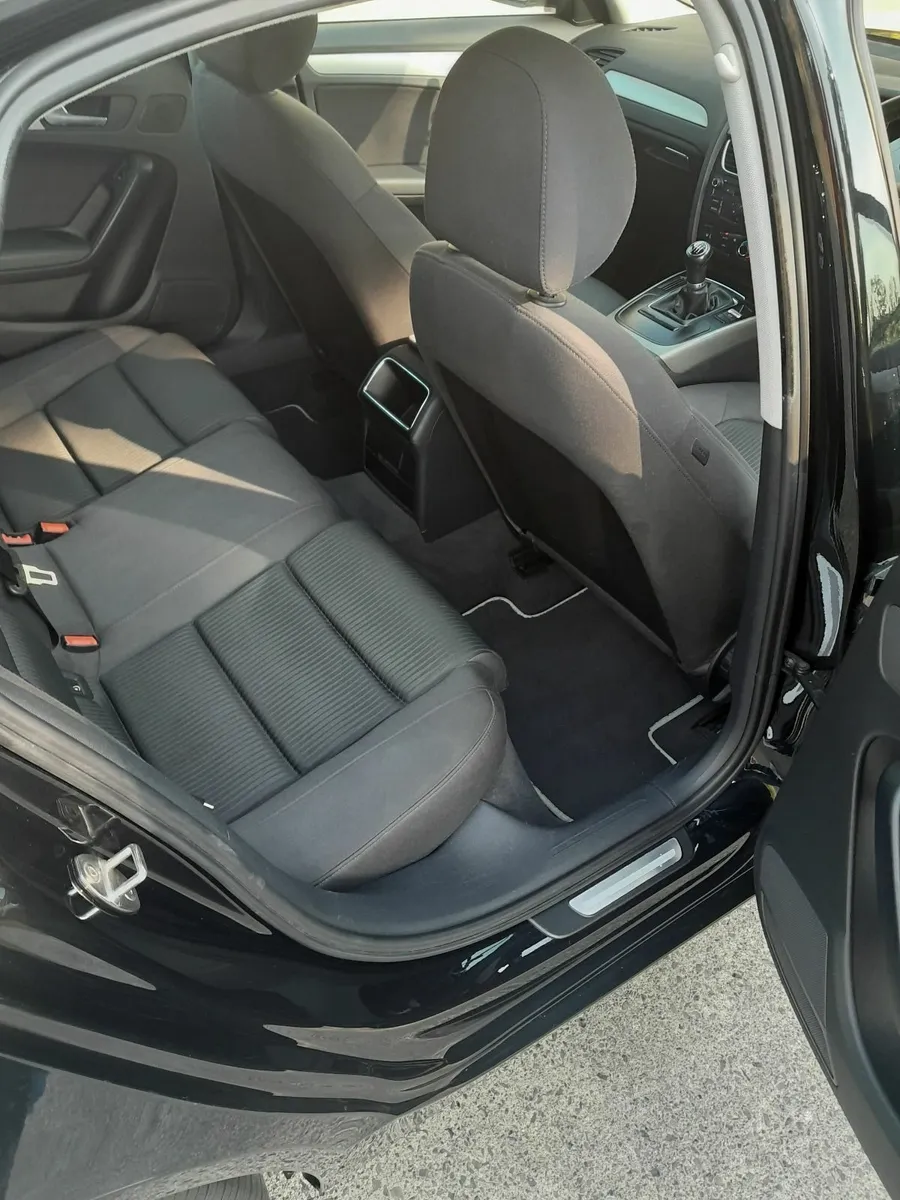 Audi A4 2009 - Image 3