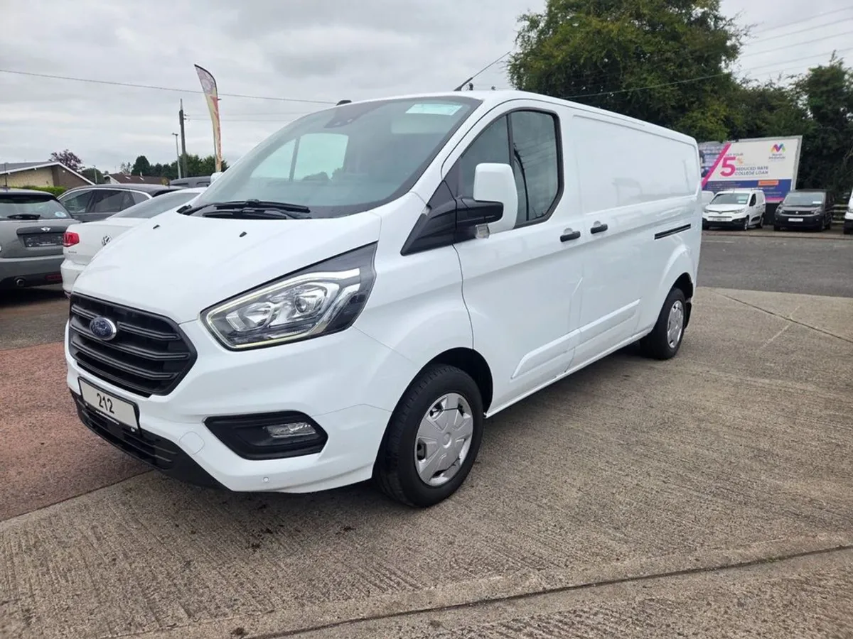 Ford Transit Custom 300 Trend P/V Ecoblue - Image 3