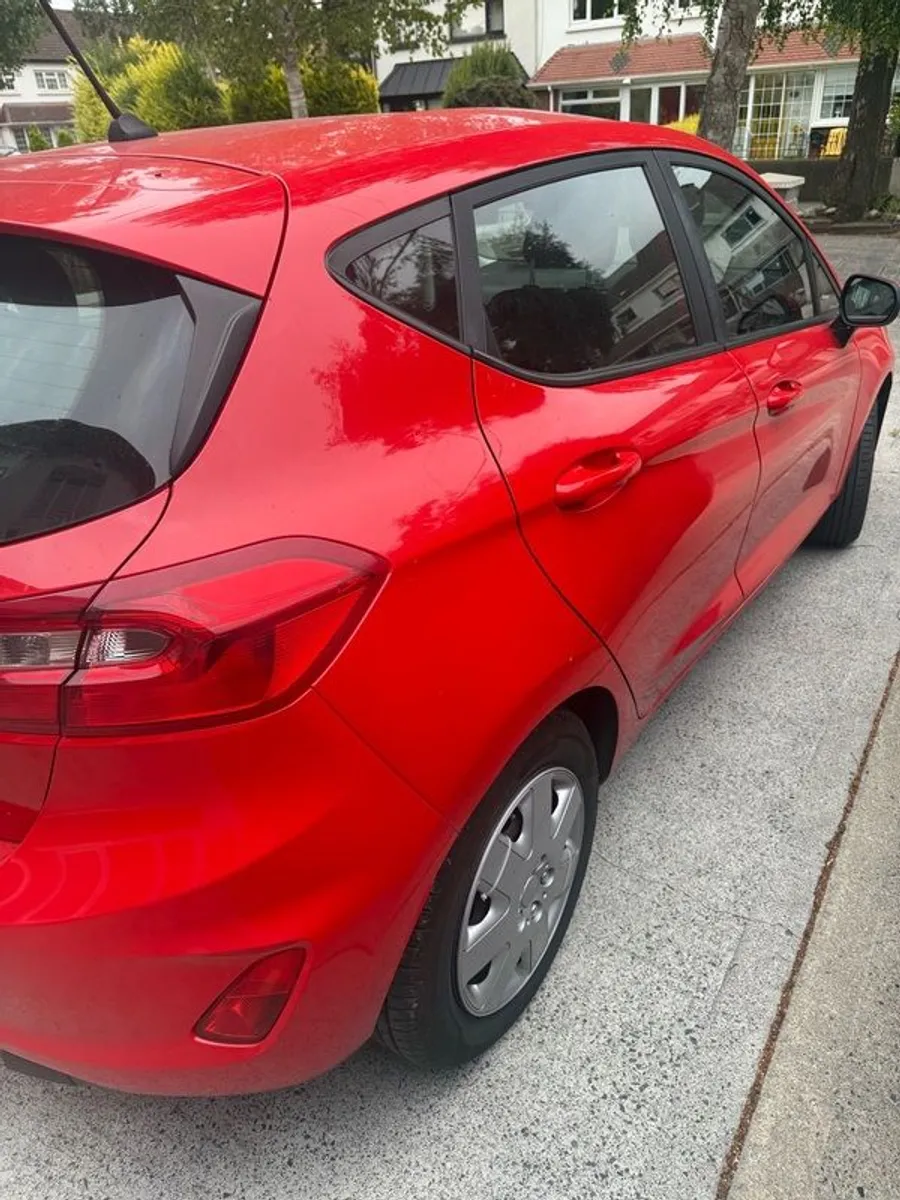 2018 Ford Fiesta - Image 4
