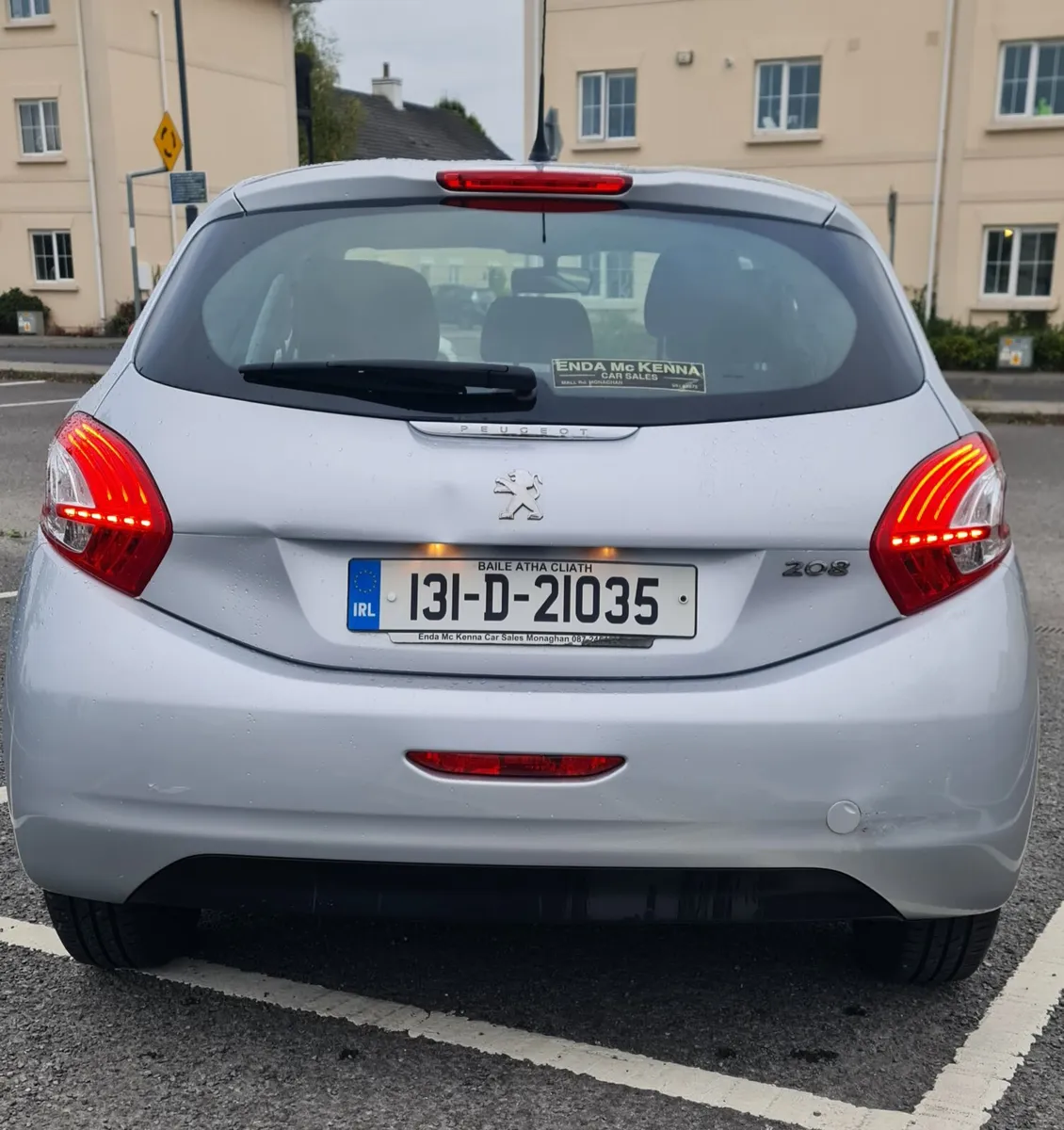 Peugeot 208 - Image 4