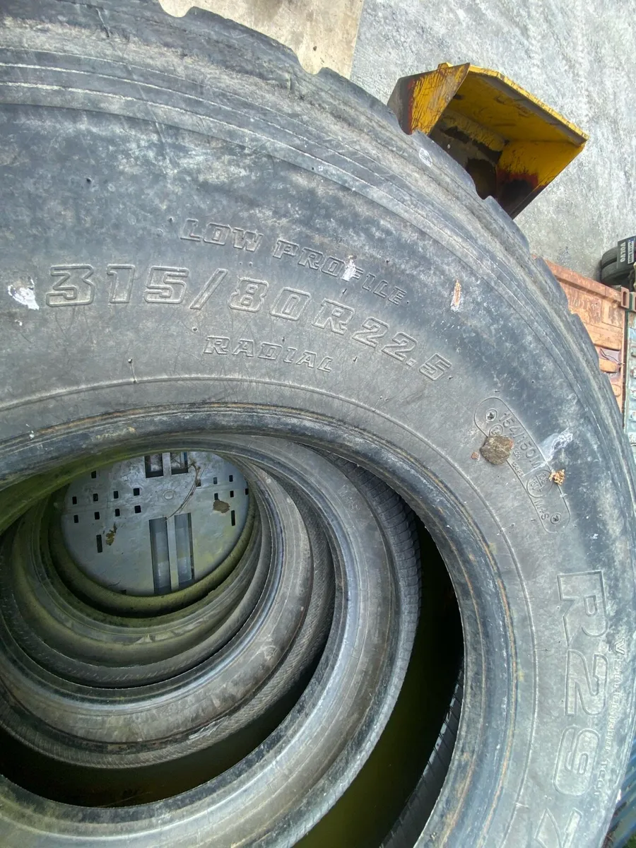 Truck wheels and tyres - Image 4