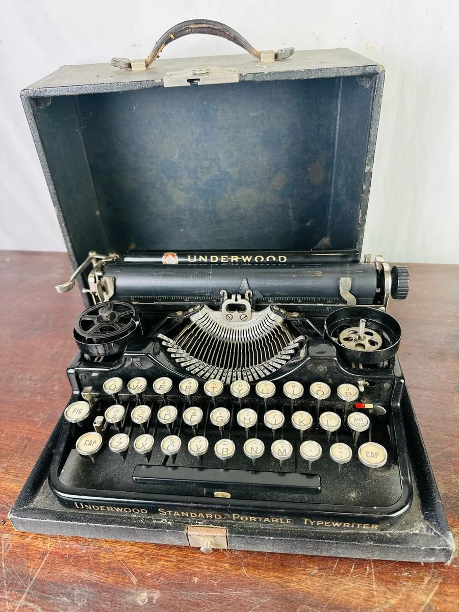 Phonograph and Radio Auction - Image 2