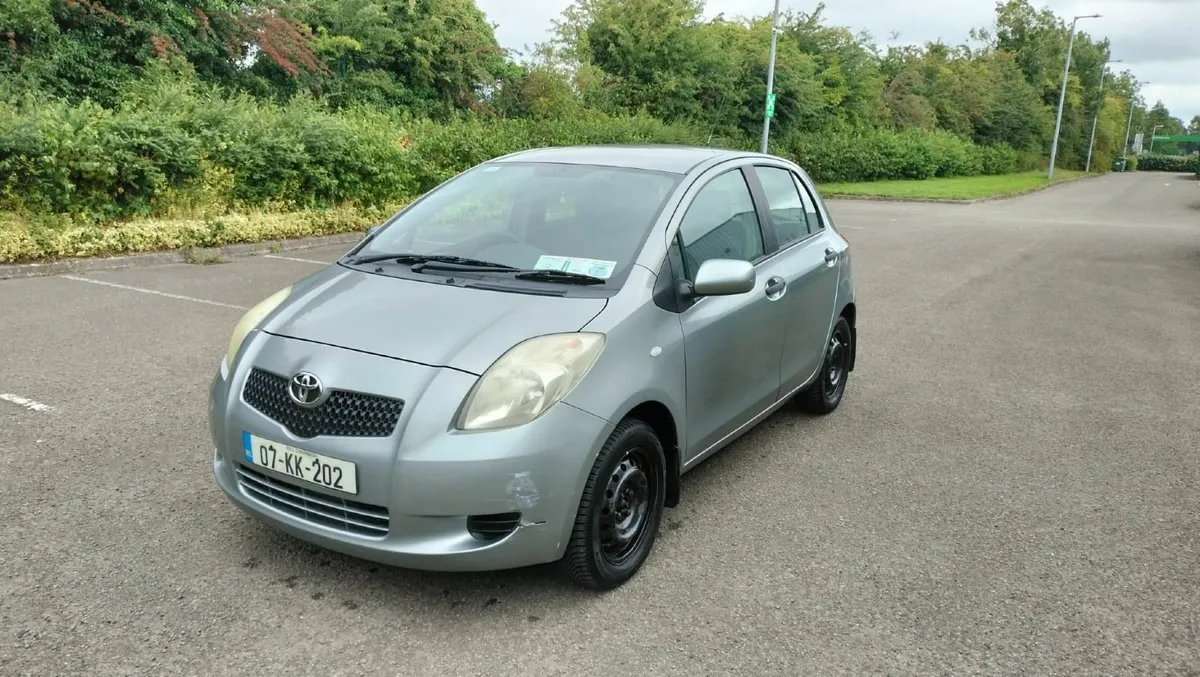 Toyota Yaris 2007 - Image 1