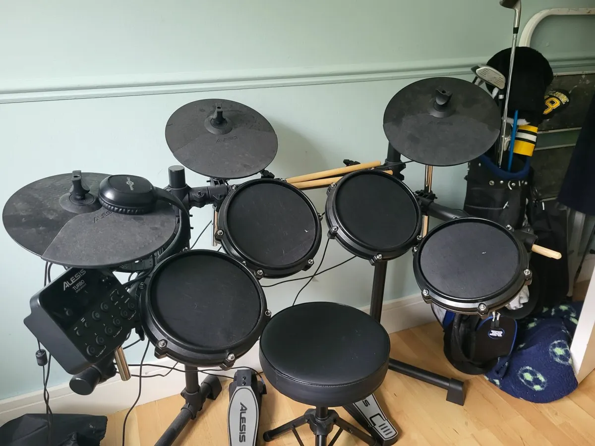 Drums - Image 1