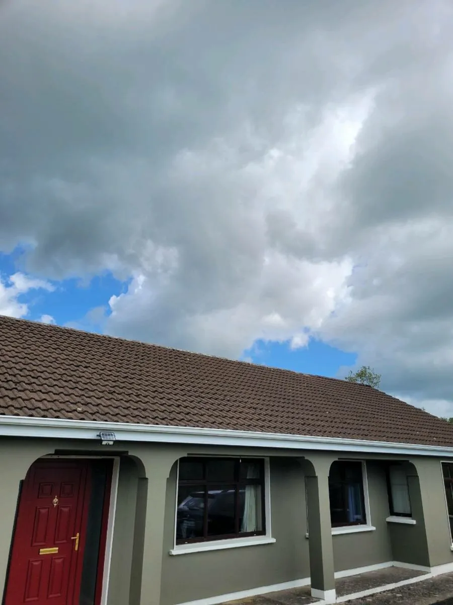 Roof tiles  redland 50 - Image 2