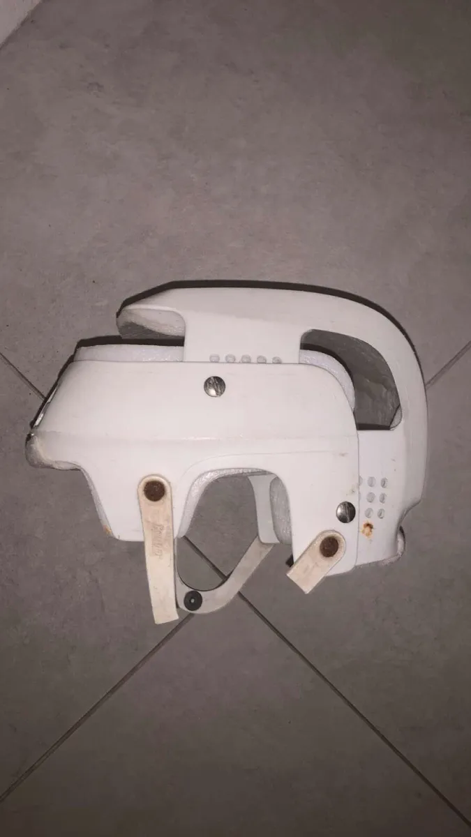 White junior oldstyle cooper helmet - Image 2