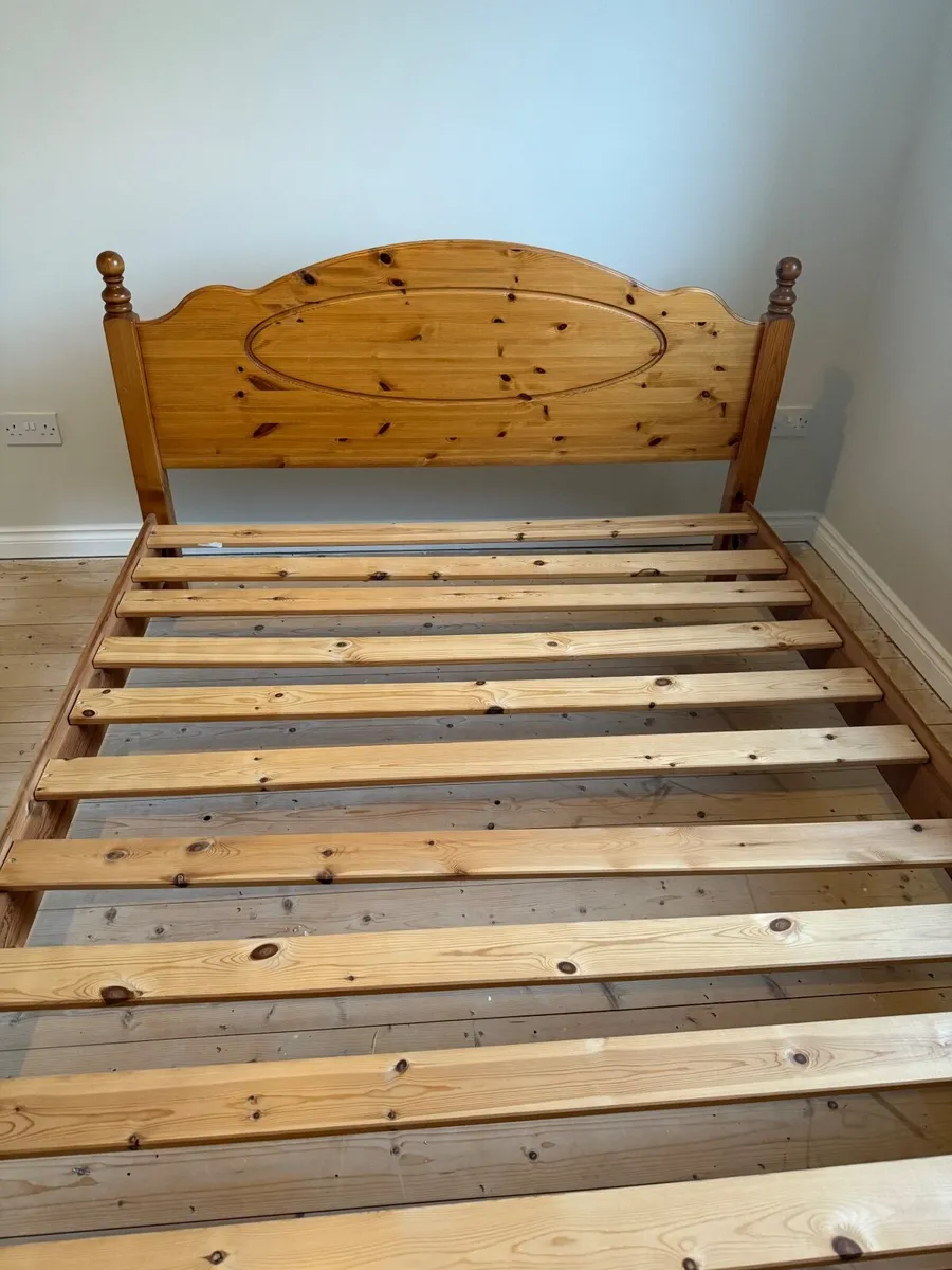 Double bed for sale - Image 4
