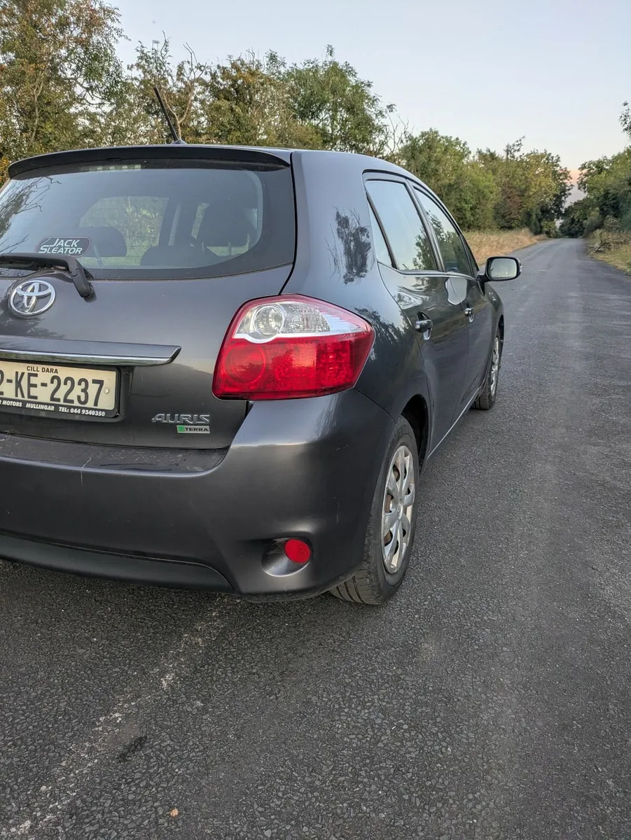 Toyota Auris 2012 - Image 3