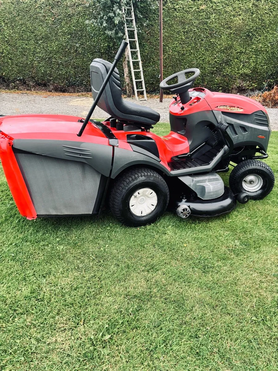 Castle garden lawnmower - Image 2