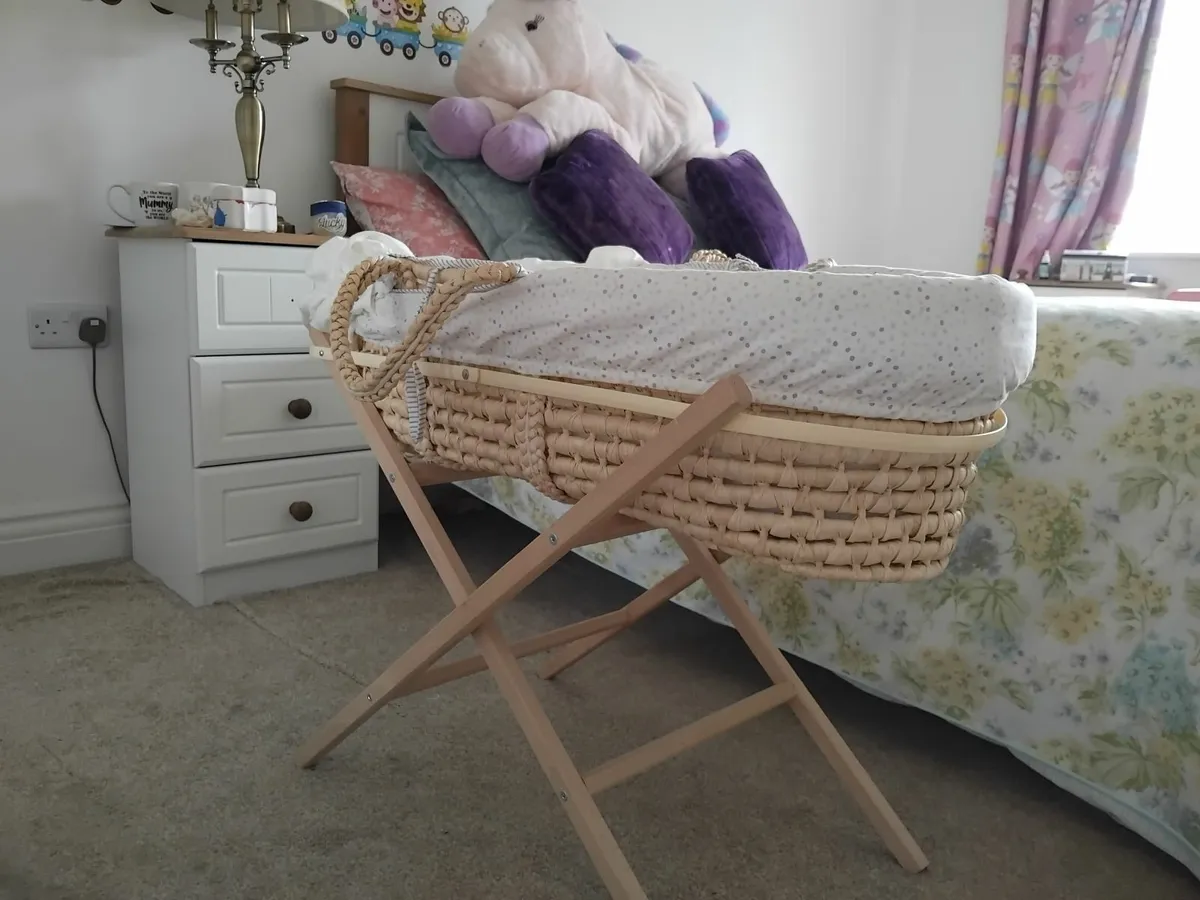 Baby moses basket - Image 3