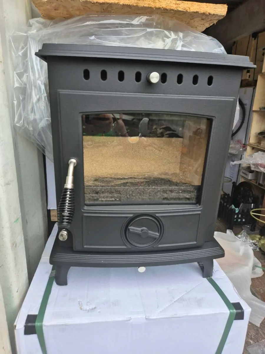Henley  stove - Image 1
