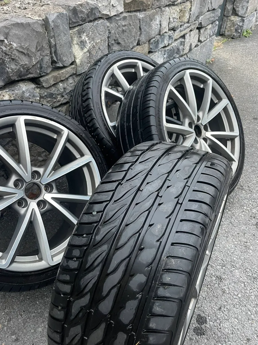 Genuine 19" Audi Alloy Wheels - Image 3