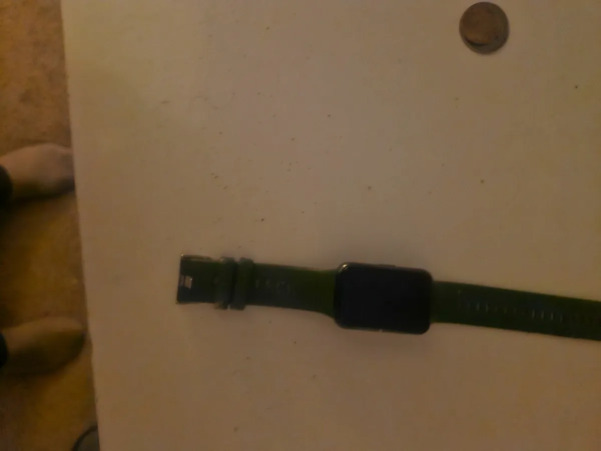 Tv and fit bit - Image 2