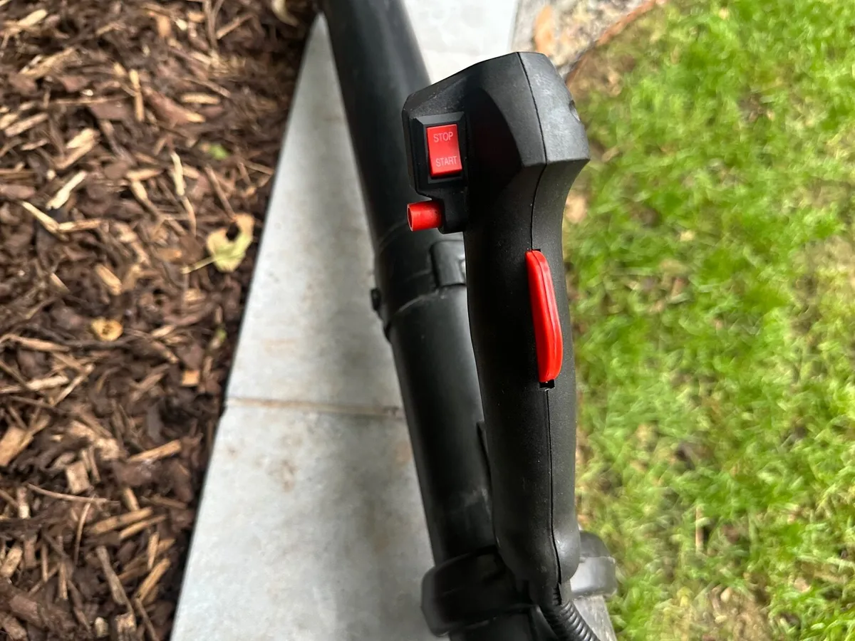 Victor Back Pack Leaf Blower 52cc - Image 2