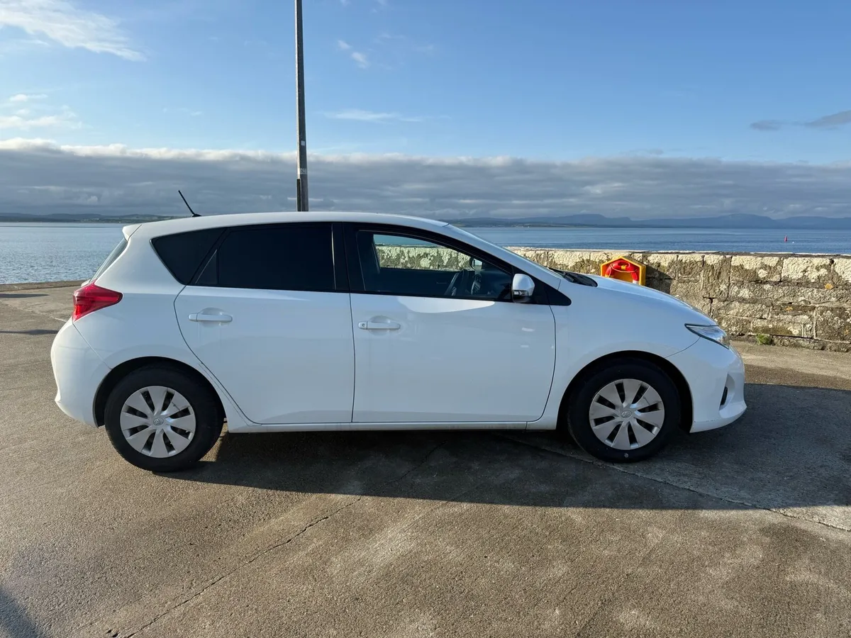 Toyota Auris Van 1.4 D4D - Image 3