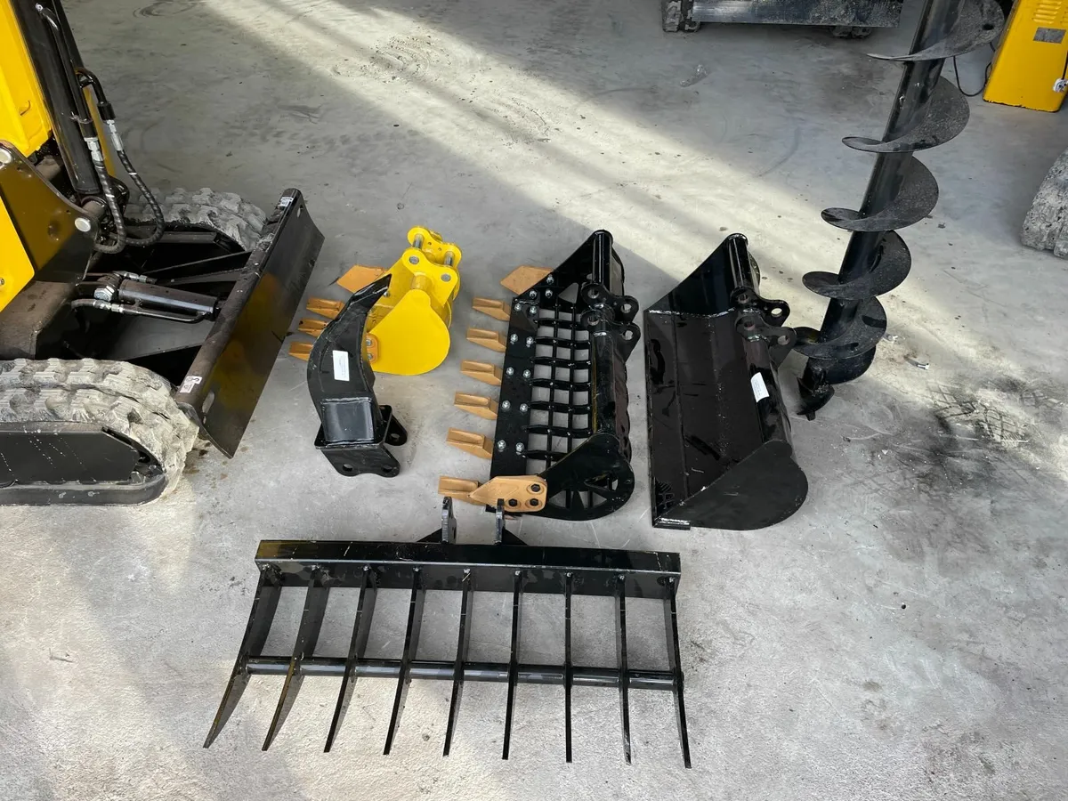 Special Offer Fully.. Cabbed Micro Digger Package. - Image 2