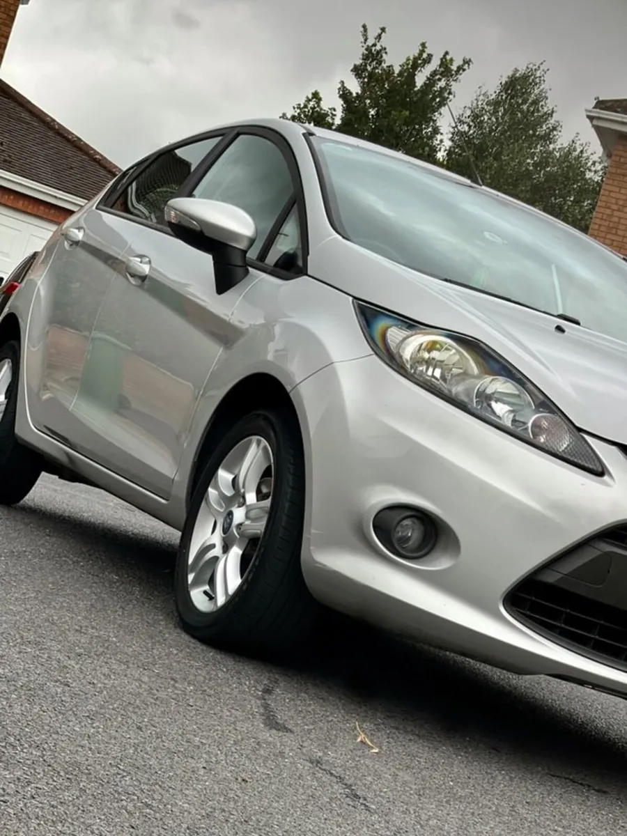 Ford Fiesta 2009 - Image 4