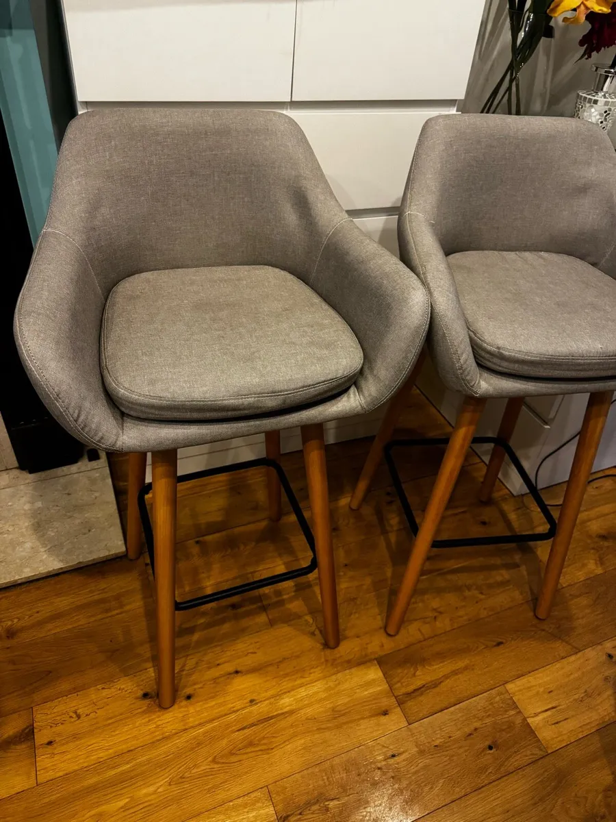 Bar chair - Image 1