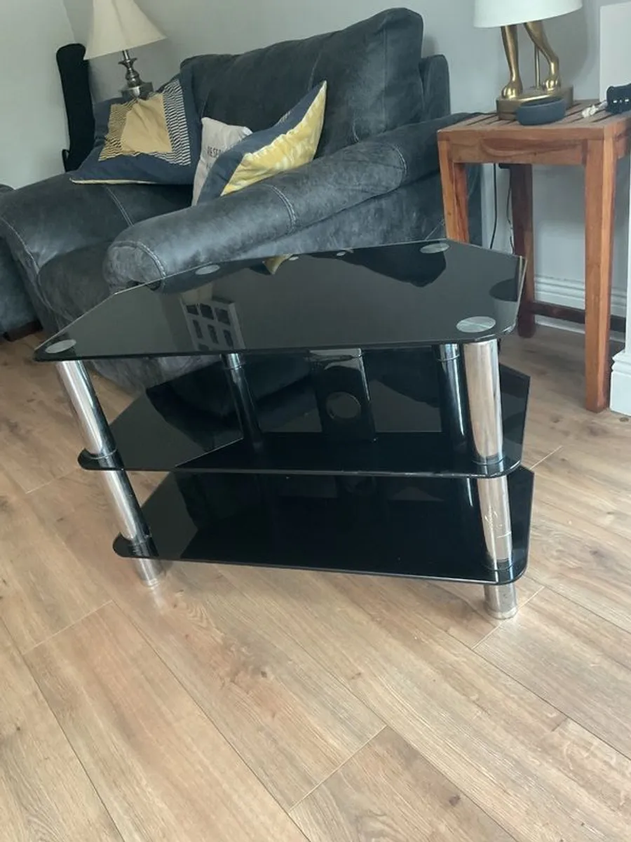 Glass tv stand - Image 1