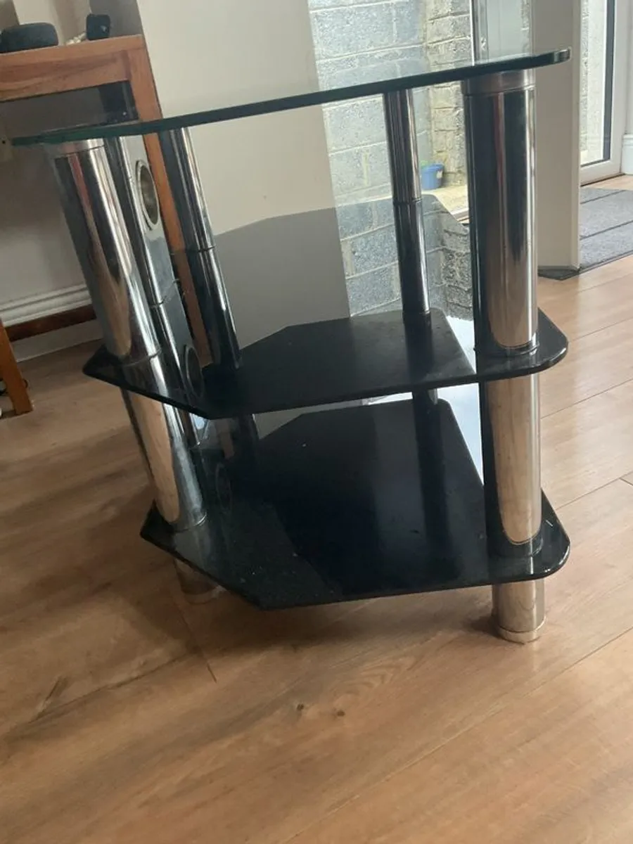 Glass tv stand - Image 4