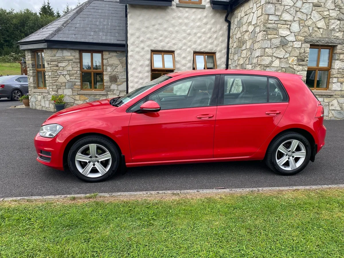 2015 Volkswagen Golf - Image 3