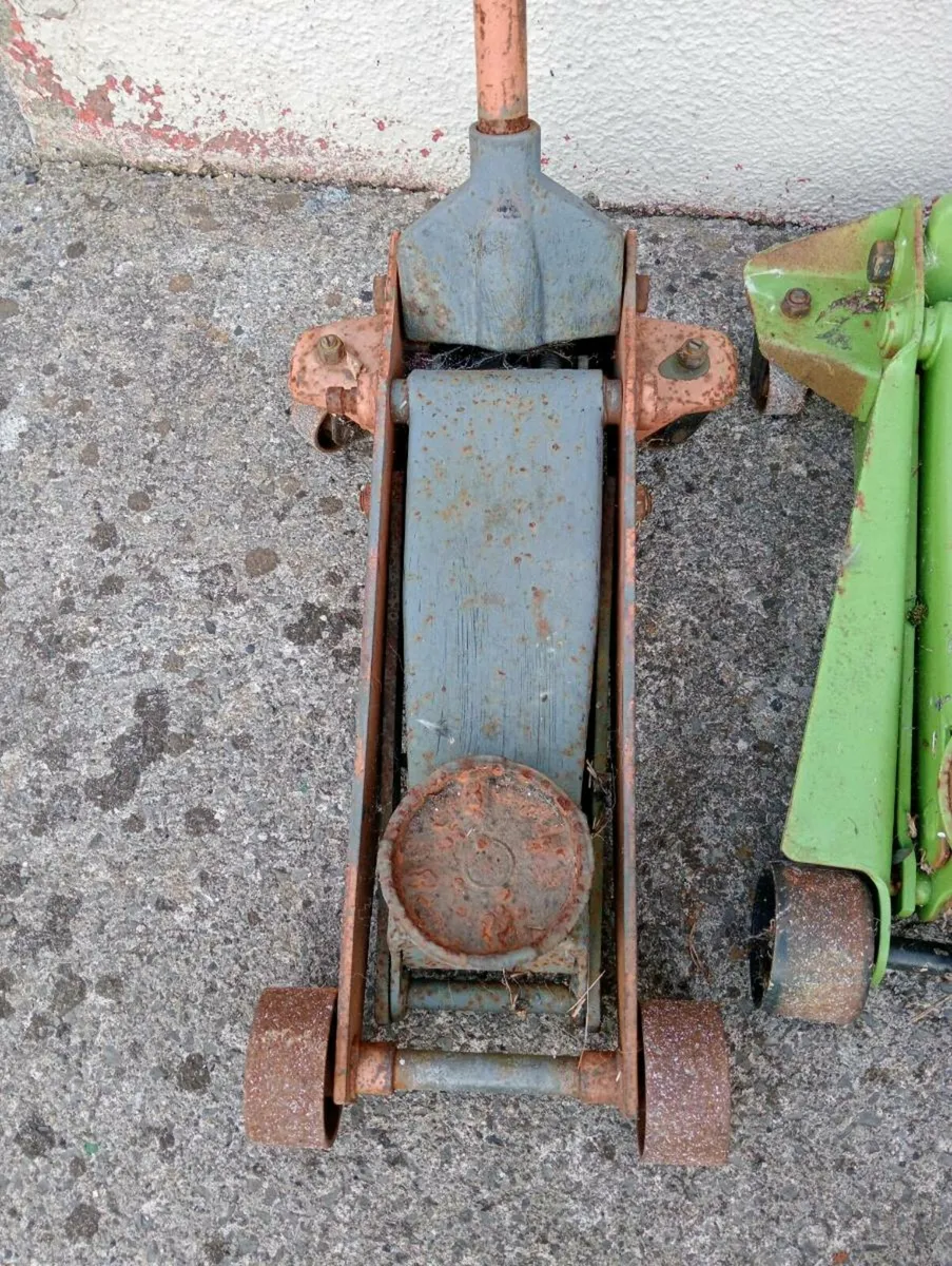 Two trolley jacks - Image 2