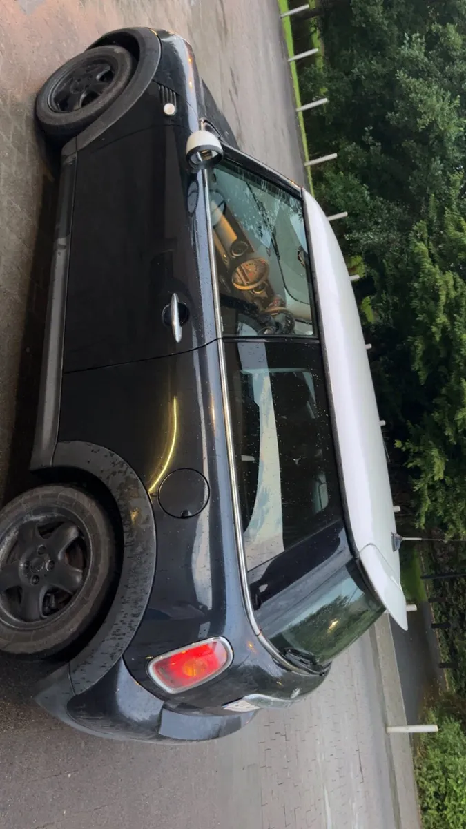 Mini Cooper - Image 2