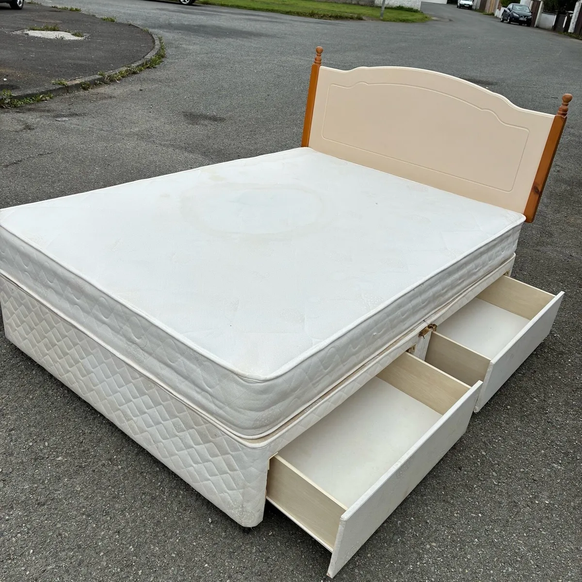 Double Bed with 4 Drawers - Image 2