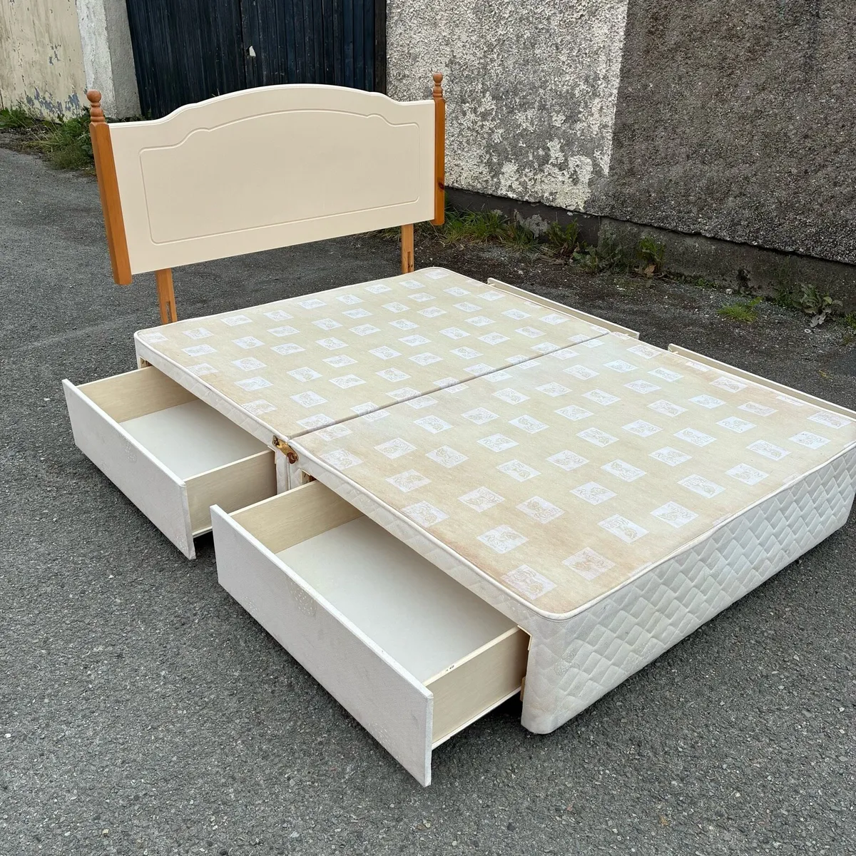Double Bed with 4 Drawers - Image 3