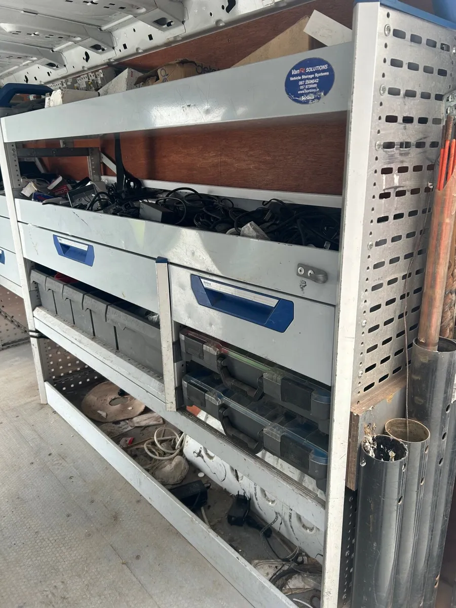 Renault Trafic shelving - Image 1
