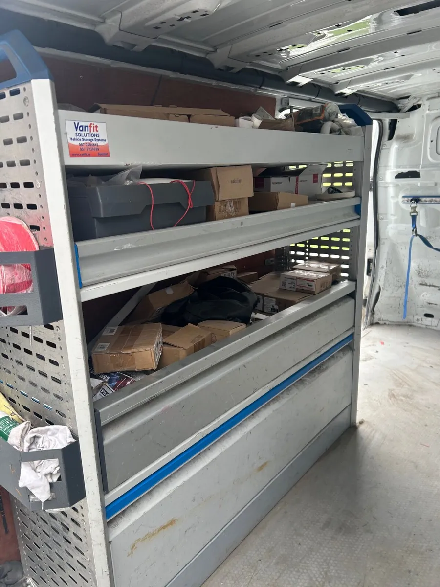 Renault Trafic shelving - Image 3
