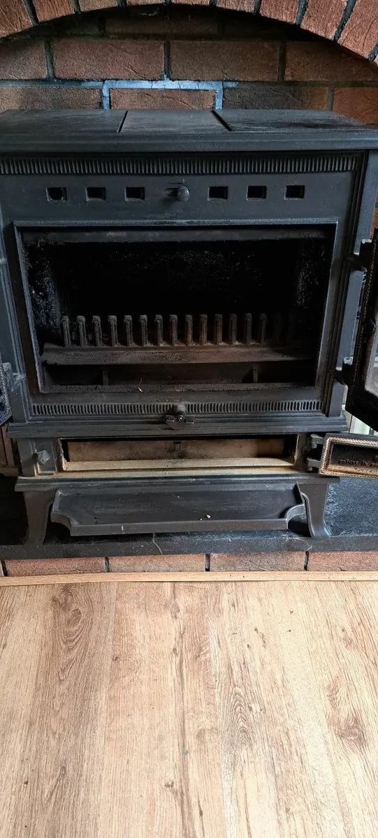 Stove - Image 4