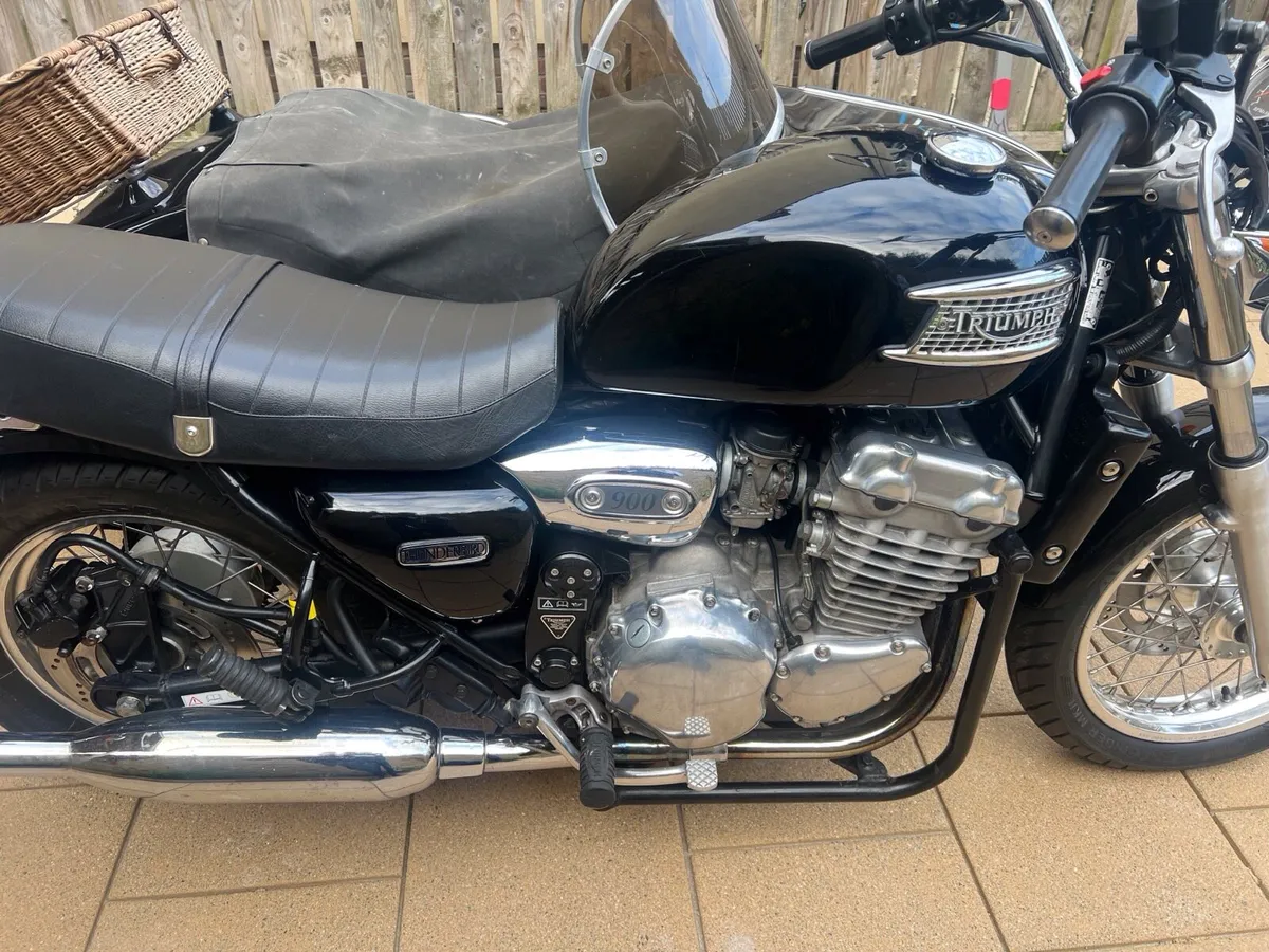 1997 Triumph Thunderbird 900 & Watsonian GP700 Sid - Image 4