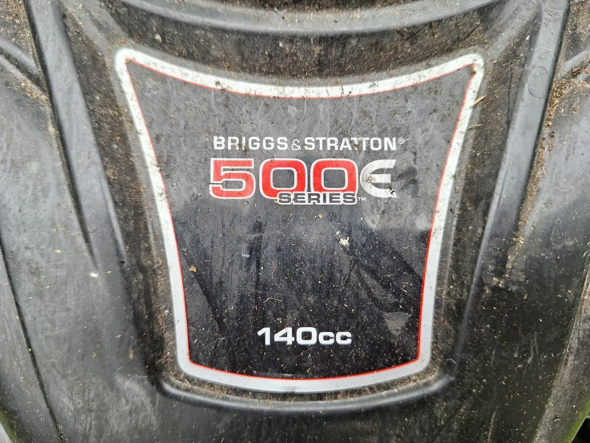 Pro Lawn Self Propelled B&S Petrol Lawnmower - Image 4