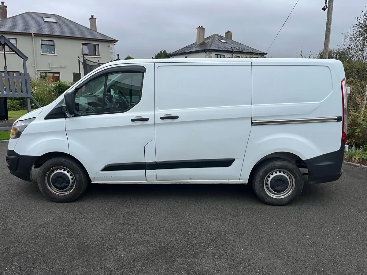 Ford Transit custom - Image 4